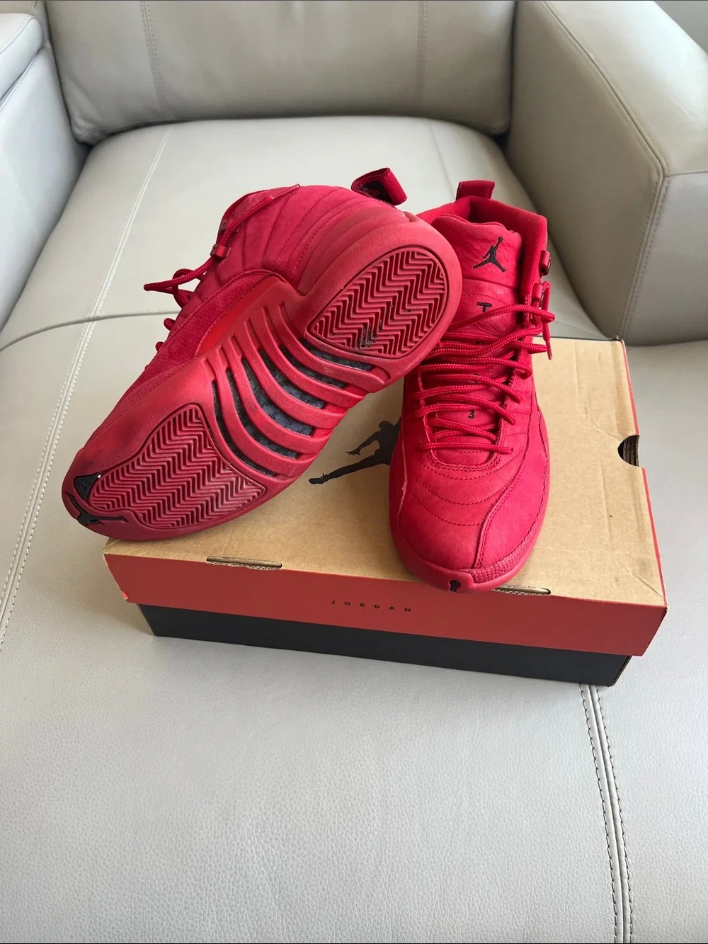Jordan Gym Red men size 8